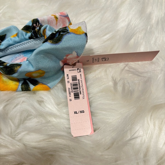 VS PINK swim bottoms - Picture 3 of 4